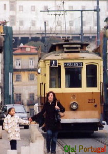 路面電車（トラﾑ）のある風景：ポルトガル、ポルト