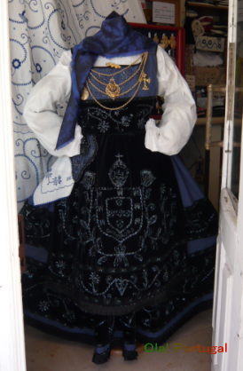 ポルトガル　民族衣装