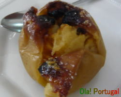 ポルトガル料理　デザート　焼きリンゴ