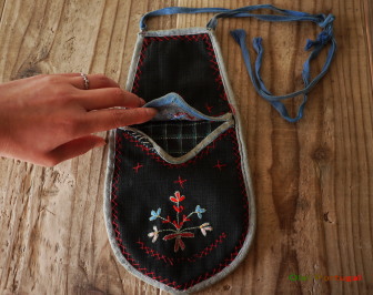 algibeira　ポルトガル　民族衣装　工芸　刺繍　ポシェット