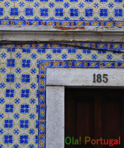 アズレージョで彩られたポルトガルの建物